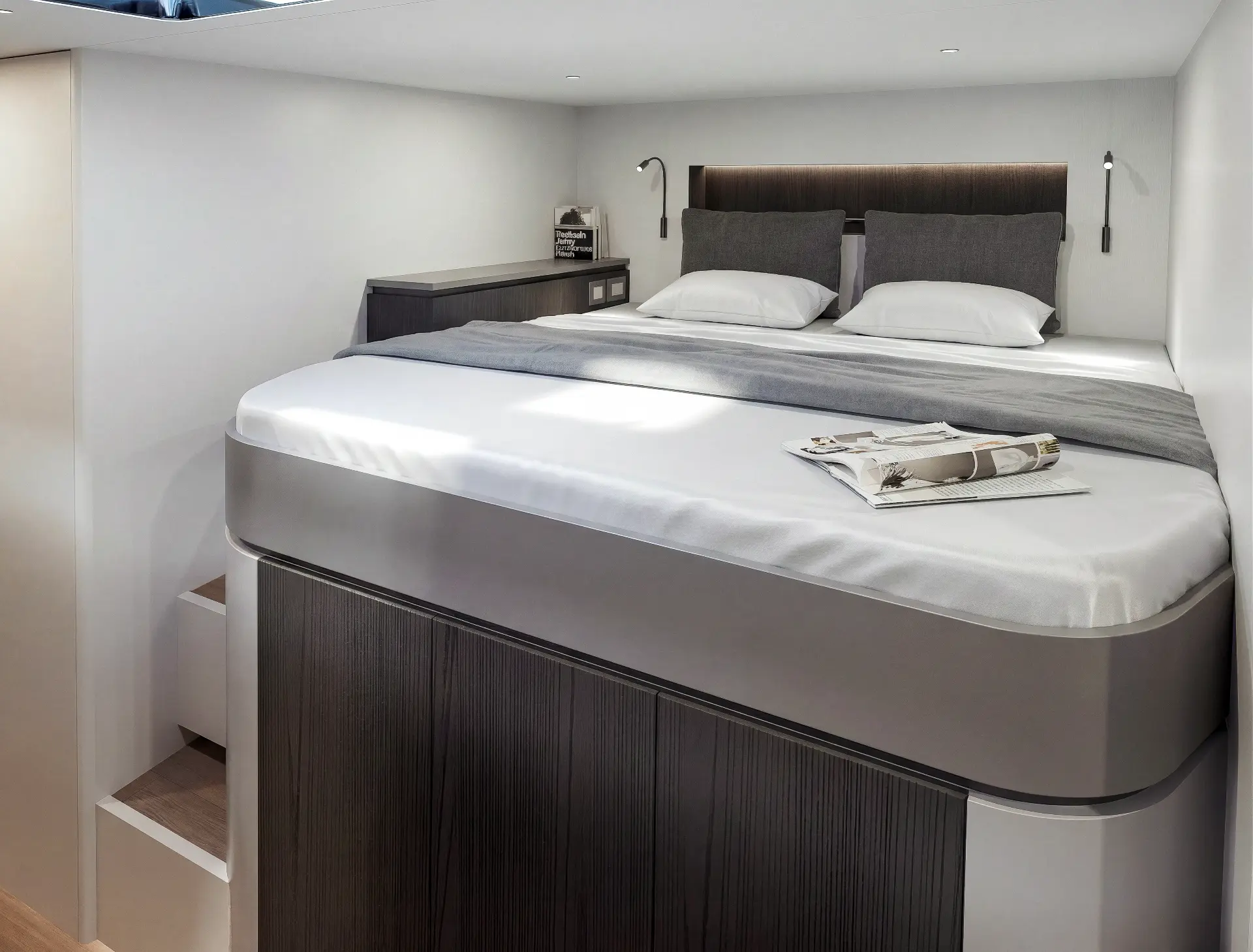 Cure 55GT VIP cabin with island berth