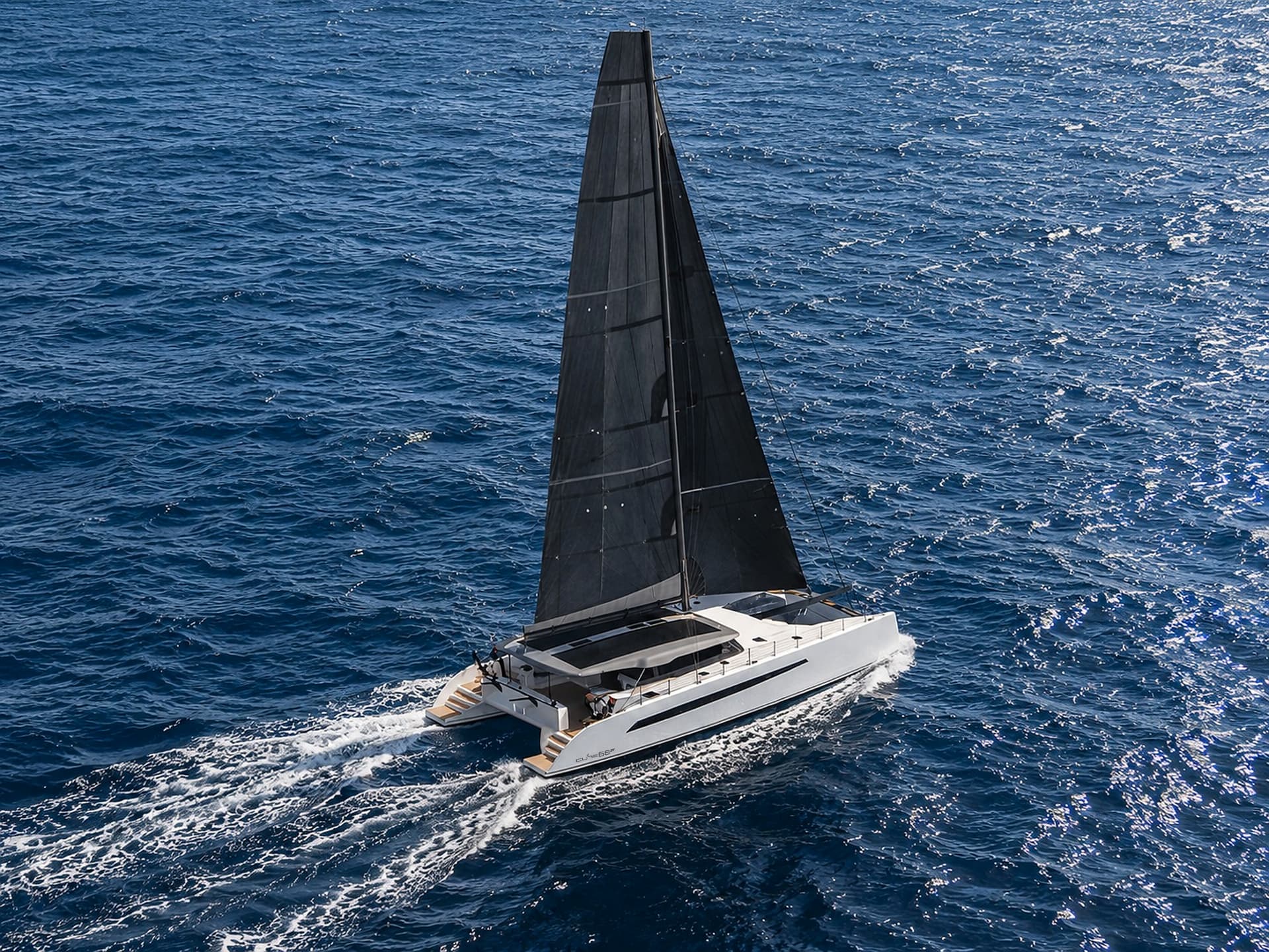 Deck layout and sail handling